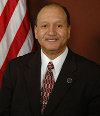 What?  “America must live up to its creed that all men are created equal, so I question the motives of those who counter ‘Black Lives Matter’ with ‘all lives matter.'” – Senator Harold M. Metts