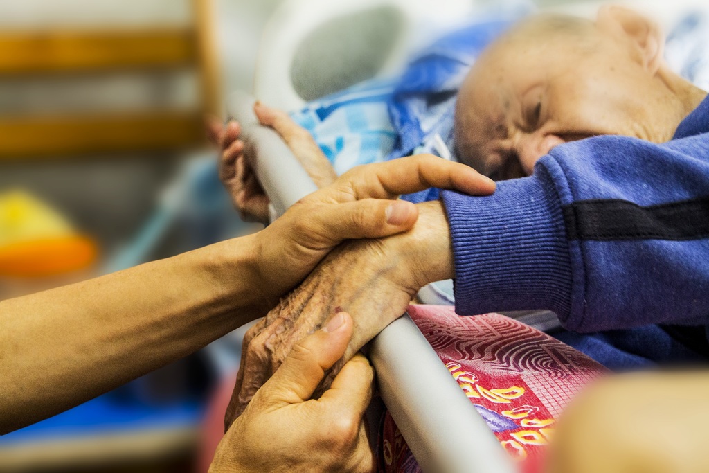 Rhody Report Exclusive: MORE leaked emails to the Rhode Island Department of Health – 16 different nursing homes over a month period, evidence of state apathy towards PPE shortages despite plenty of federal money