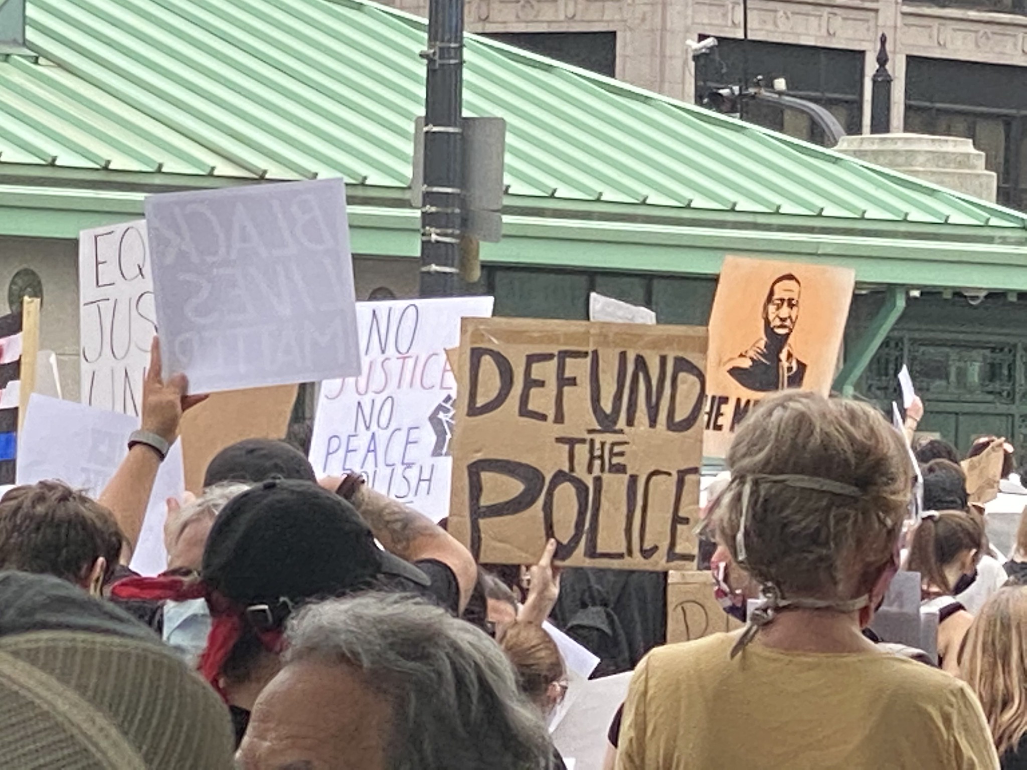 BLM Marxists act like, well, Marxist in Rhode Island:  “Clear violation of FEC & IRS rules,” “not been transparent,” “anti-LGBTQ comments,” “direct political threats,” & of course profiteering off of racism across the country