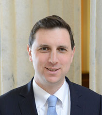 Liar Magaziner’s Ad Features a House, But His Real Home Is a Lot Fancier